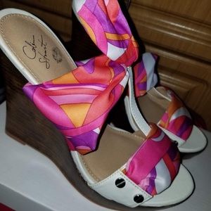 Colin stuart wedges never worn